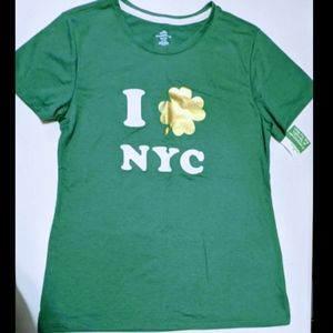 St Patrick's Day T-shirt NYC Green with Graphic NWT